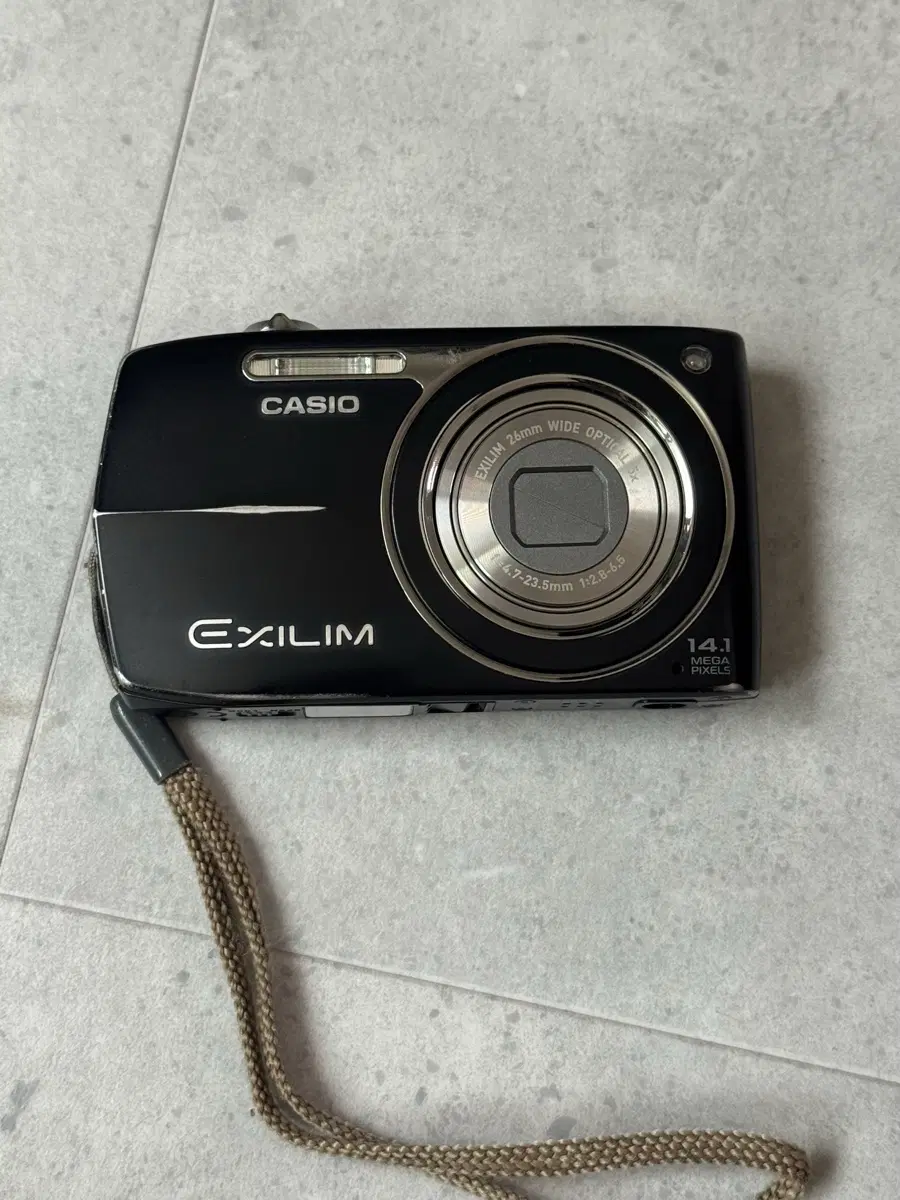 카시오 엑슬림 z2300 판매 (풀박스 황변X 비네팅X)