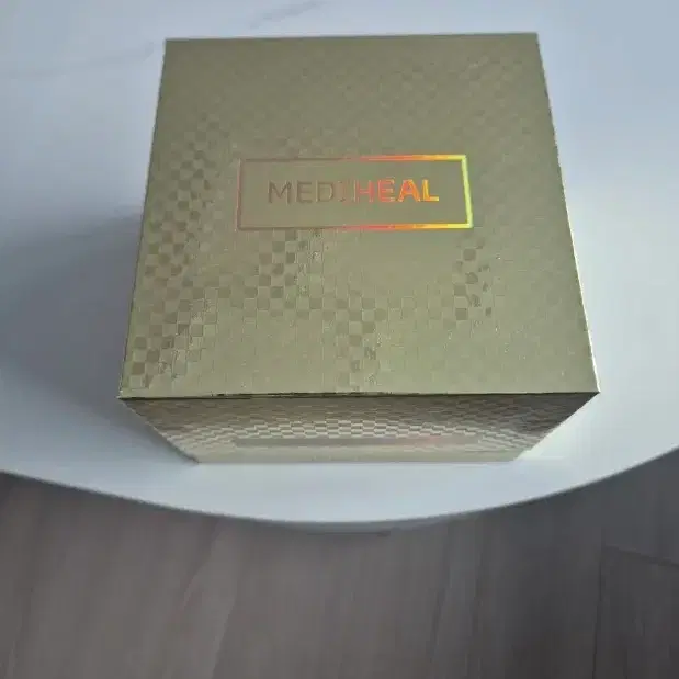 메디힐 캘러스 멀티 골드 리프팅 크림(새상품)