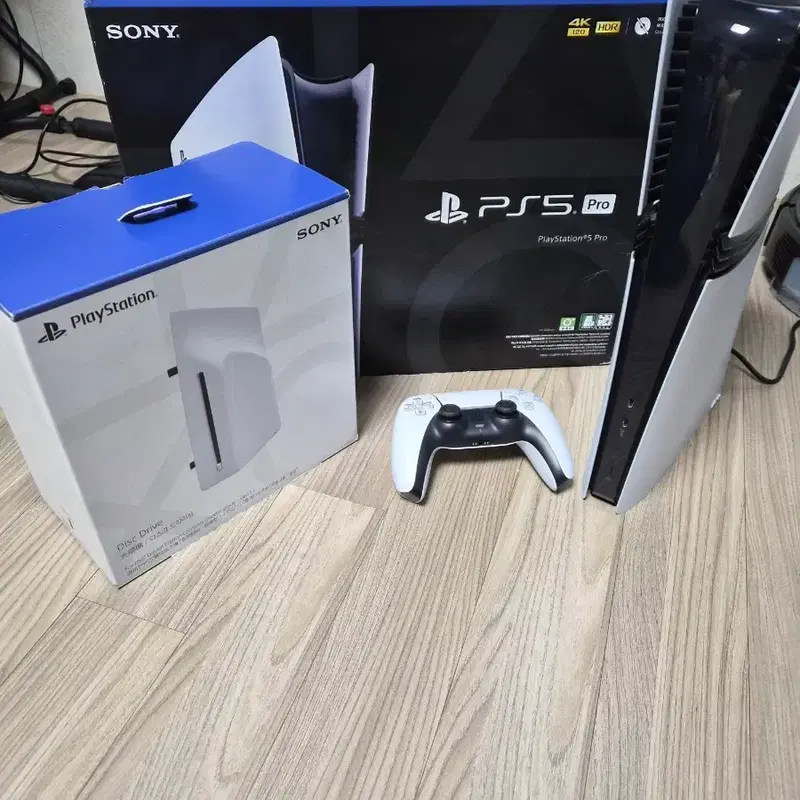 ps5 pro 7022 풀박스 와 디스크드라이브 풀박스