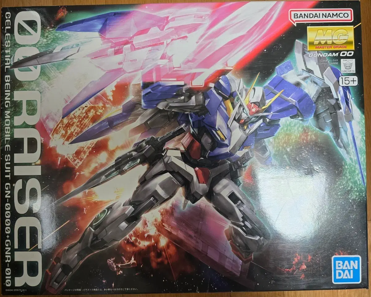 반다이 마스터그레이드 건담 00 00라이저