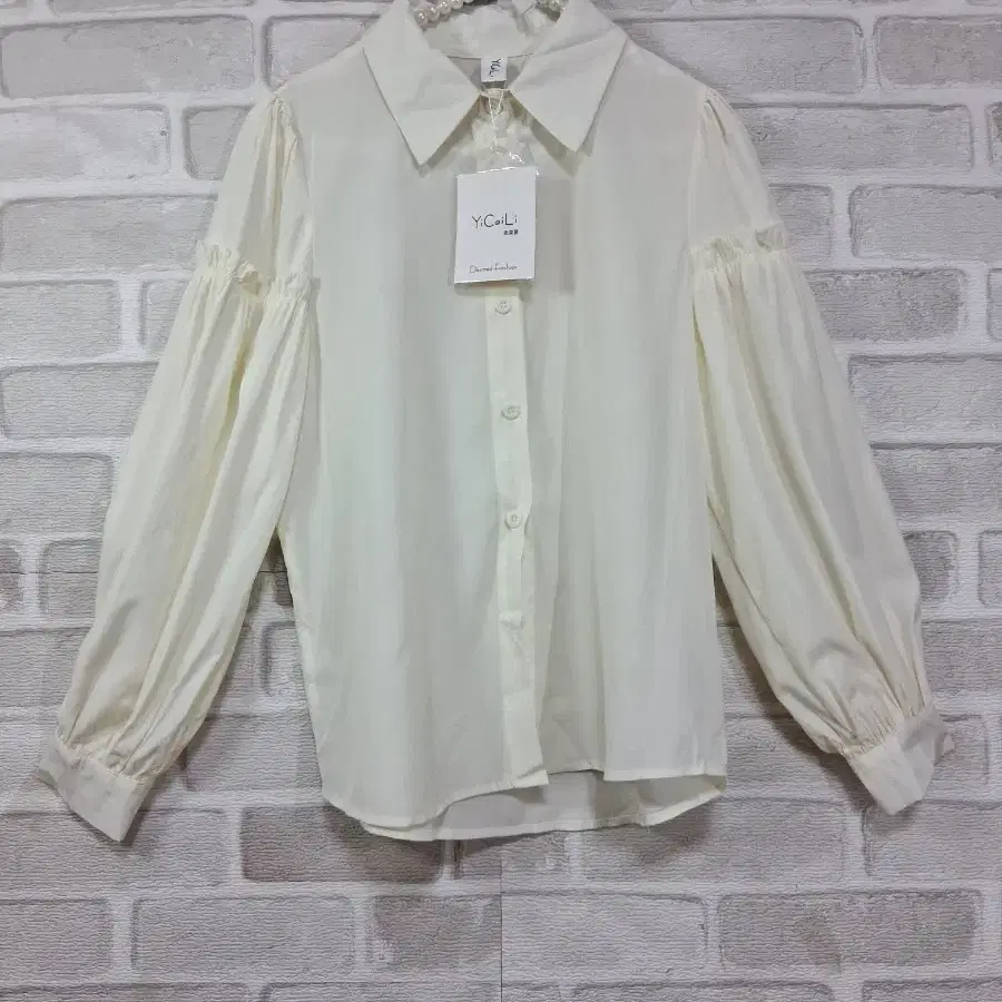 YiCaiLi 여성 옐로우크림 빅카라 셔링소매 셔츠 새상품