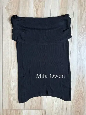 MilaOwen [ UV 가공 ] 접촉 냉감 오프숄더 리브 니트