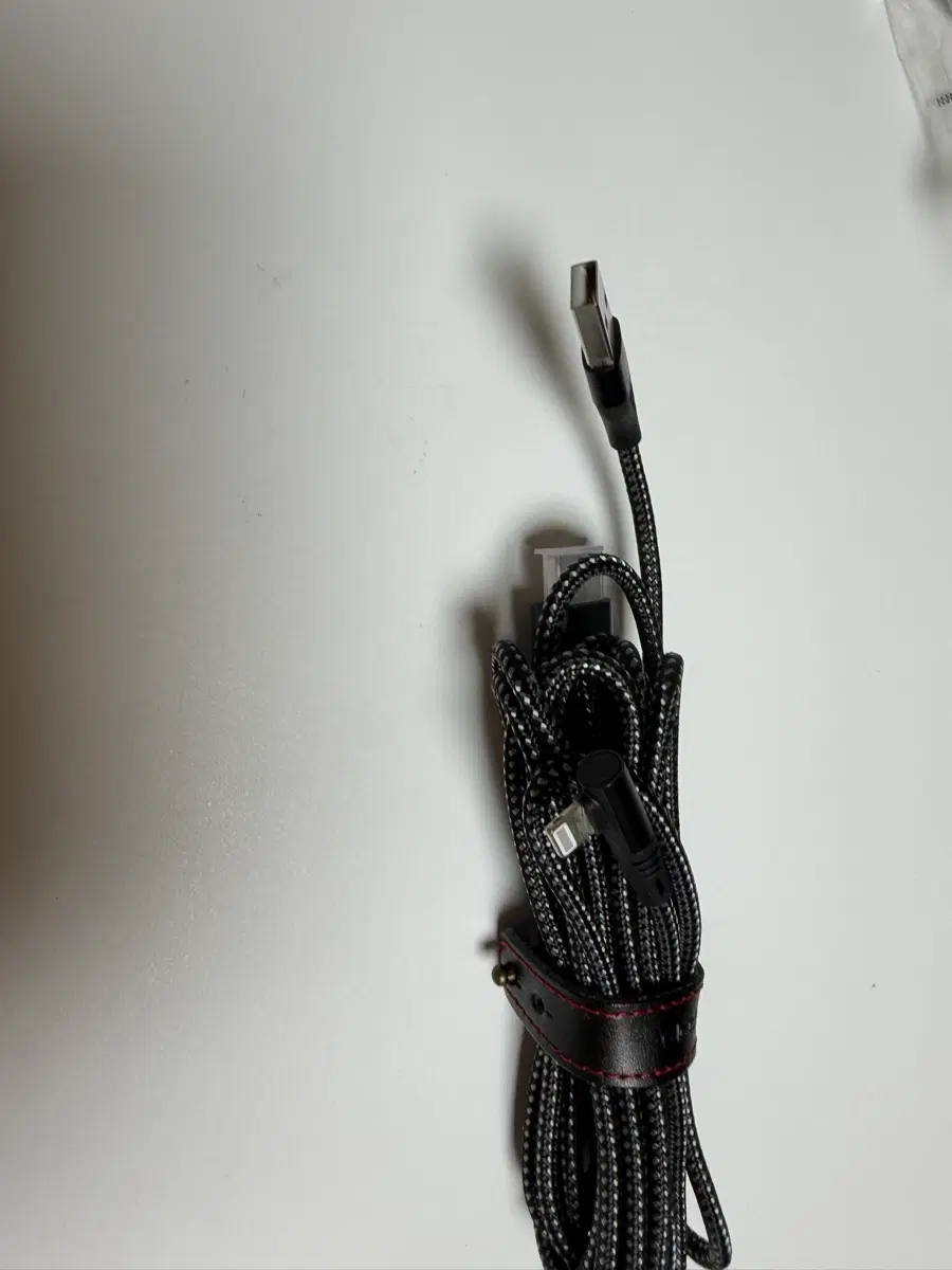 [맥도도] 라이트닝 to HDMI 미러링 케이블