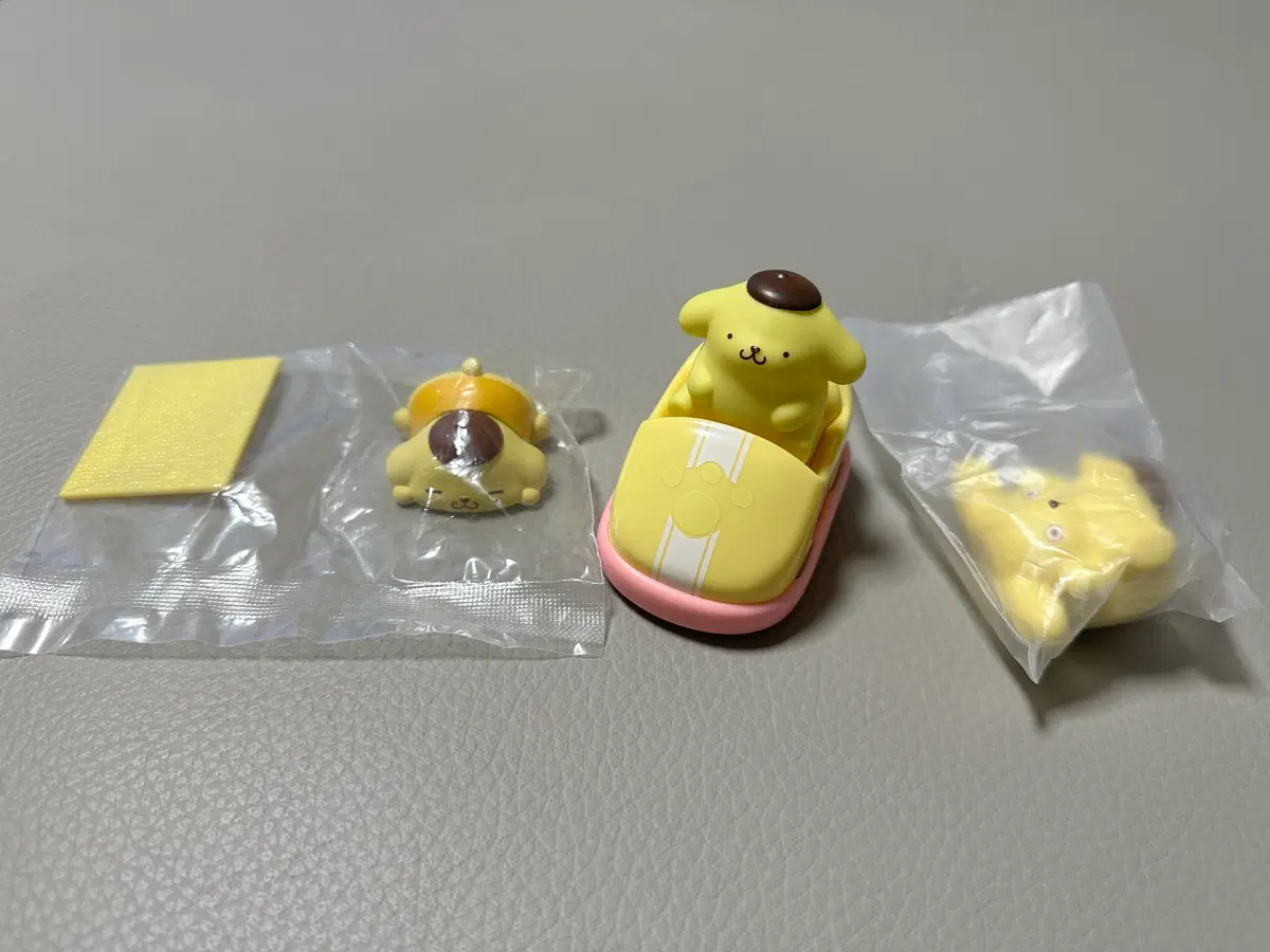 폼폼푸린 피규어 세트