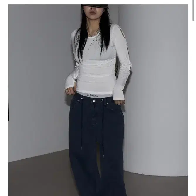 (새상품) 신시 Pigment string wide pants