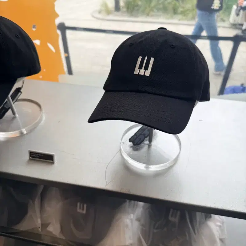 빅뱅 피아노 로고 볼캡 블랙 (새상품)