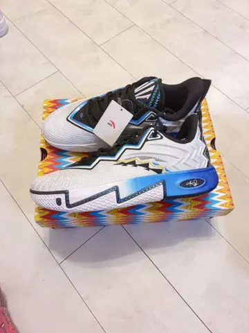 새상품 Anta Kai 2 'Dallas' US10