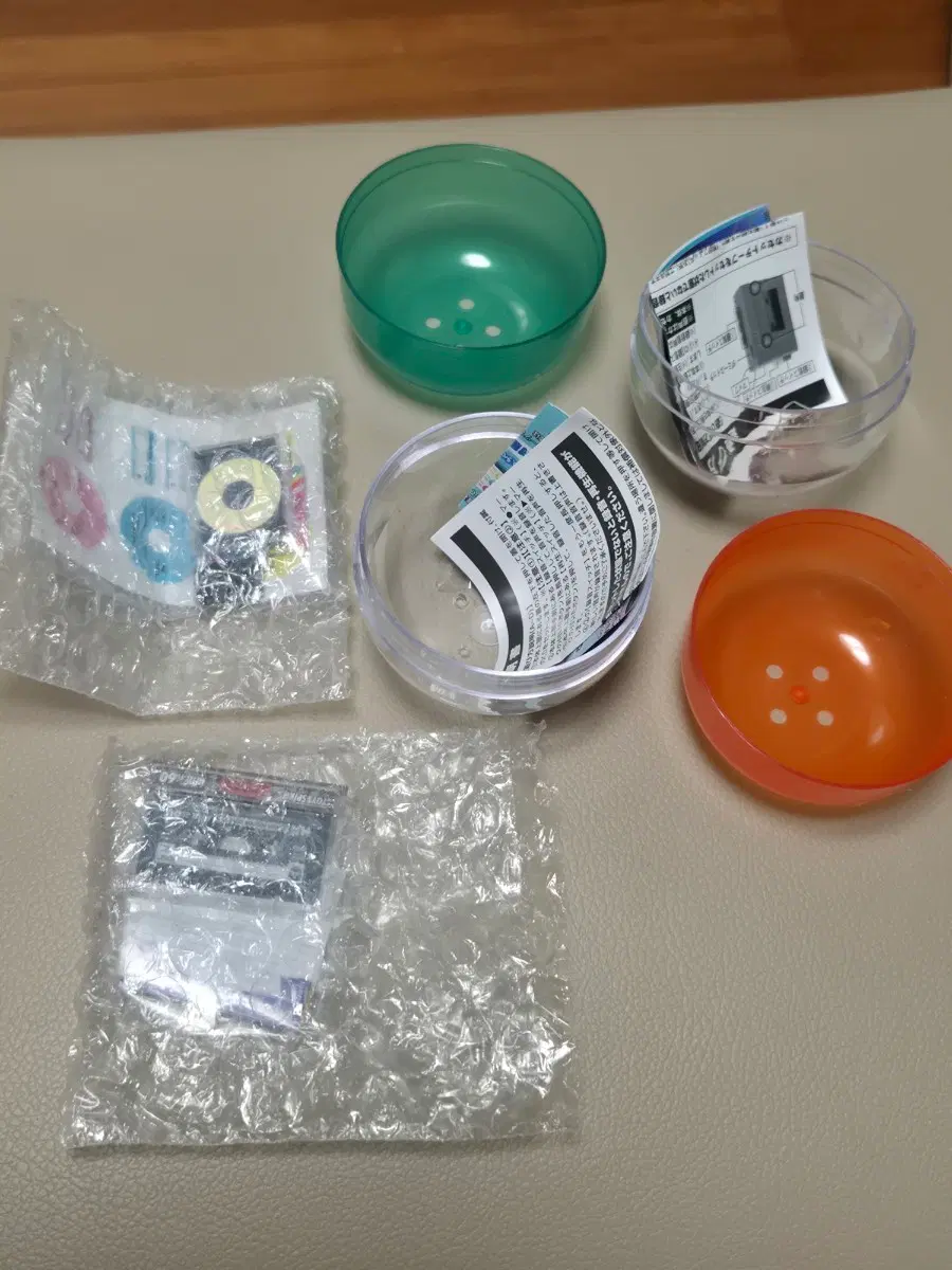 cd , 카세트 테이프 가챠 피규어 토이스피릿