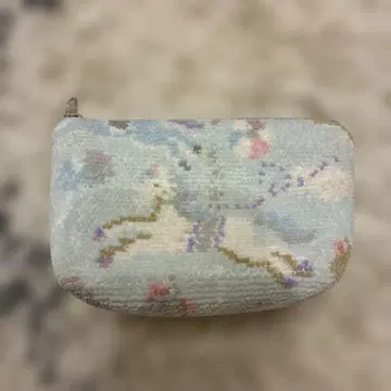 러브러리 바이 페이러 러브러리 모쿠바 보트형 파우치 페일 블루