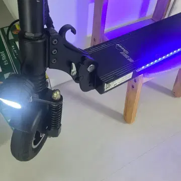 ts600電動キックボード