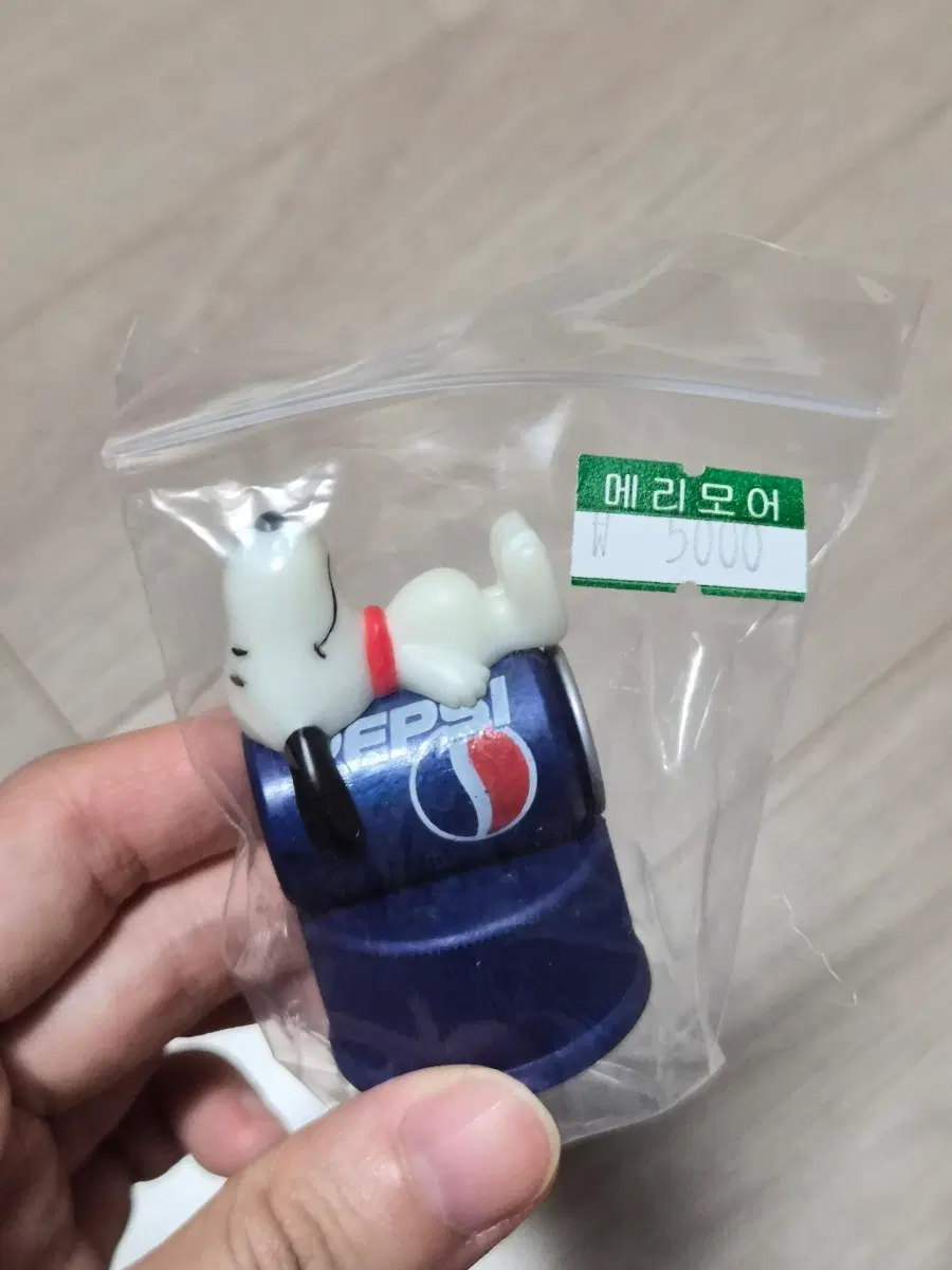 고전 스누피 피규어 펩시 콜라 캔