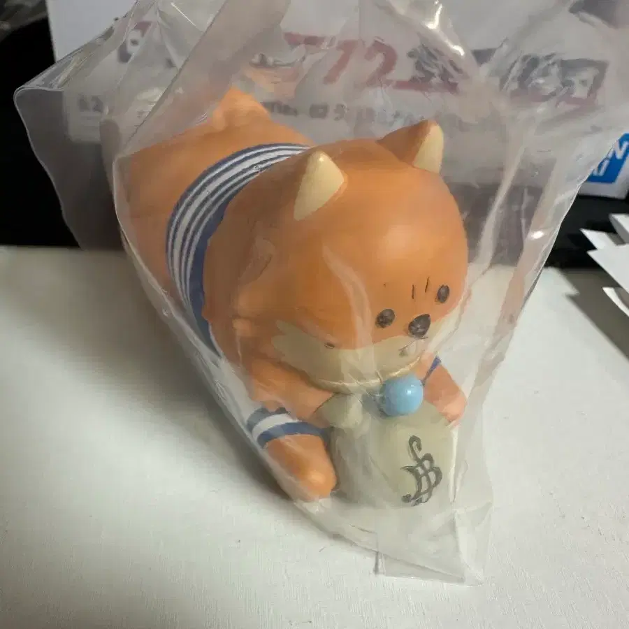 원피스 크고 강한 강아지 가챠 나미