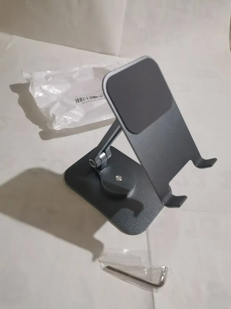 메탈 태블릿 거치대 실버 새제품