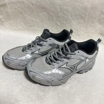 [컨디션 최상] MIZUNO MXR 로우컷 스니커즈 24.5cm
