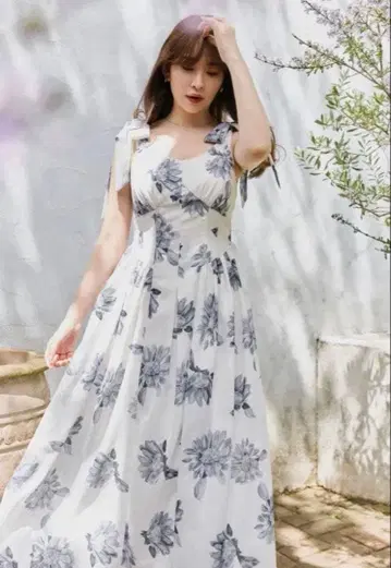 Herlipto 해바라기 프린트 미디 드레스