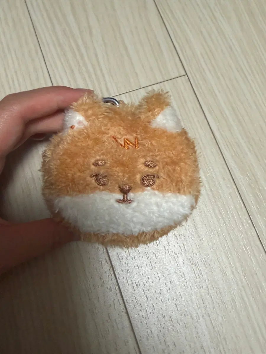 데니멀즈 플러시백 케