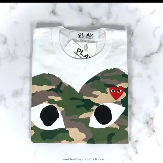 꼼데 카모 반팔