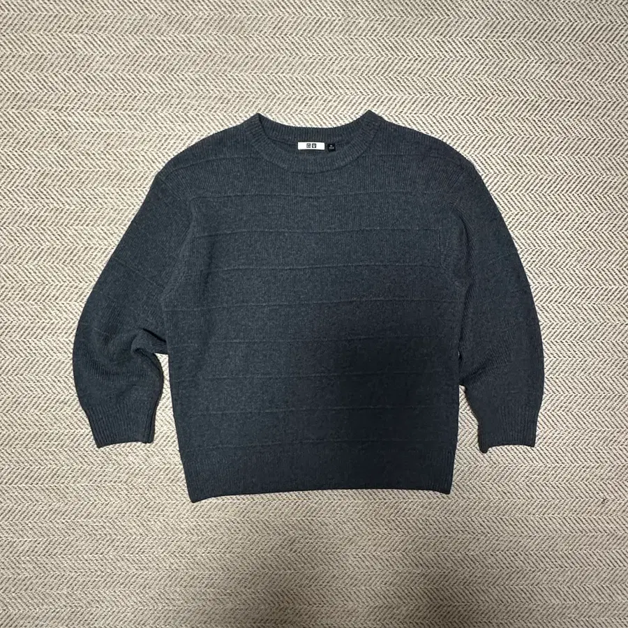 UNIQLO U wool 100% knit