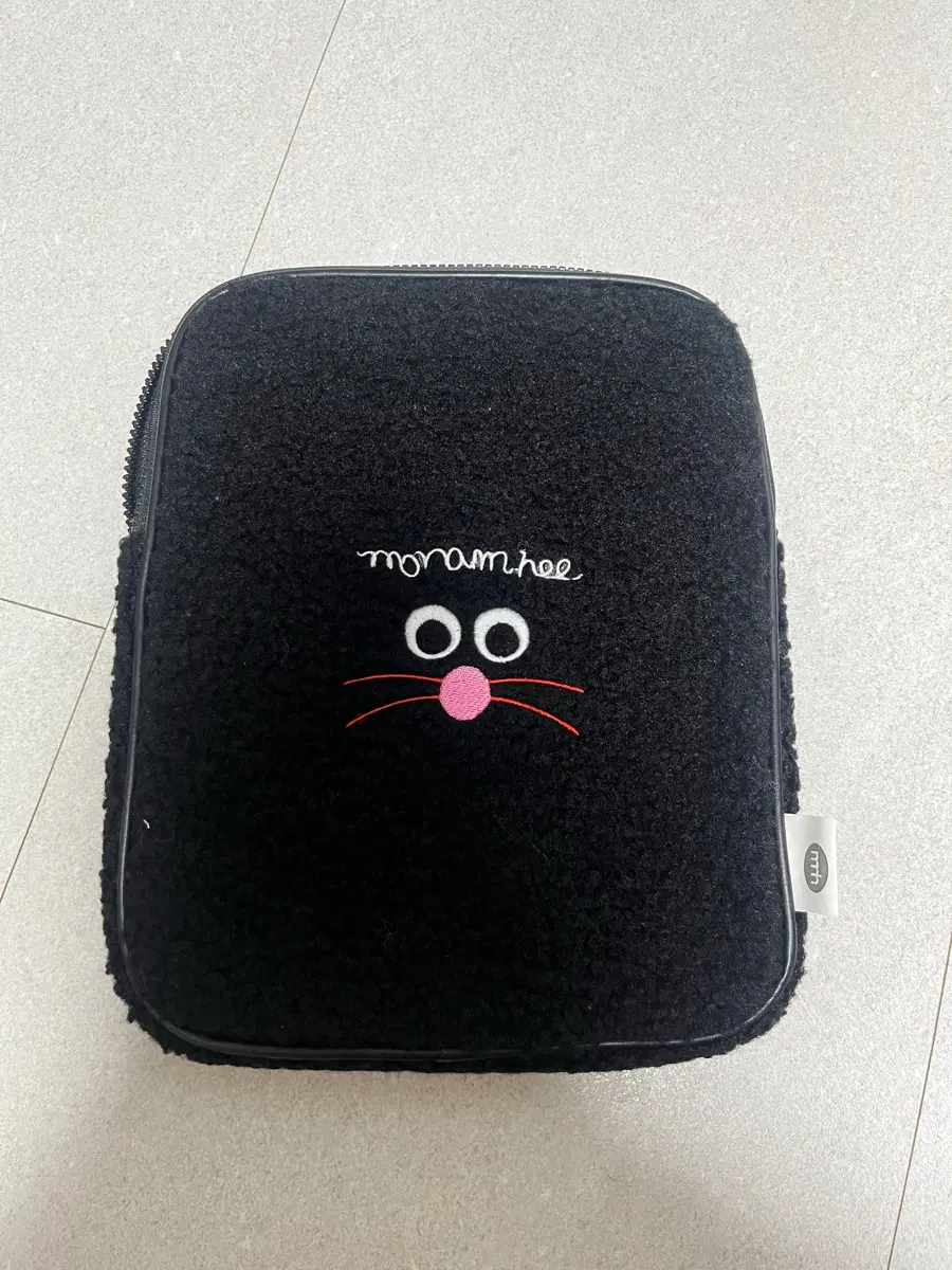 모남희 아이패드 케이스