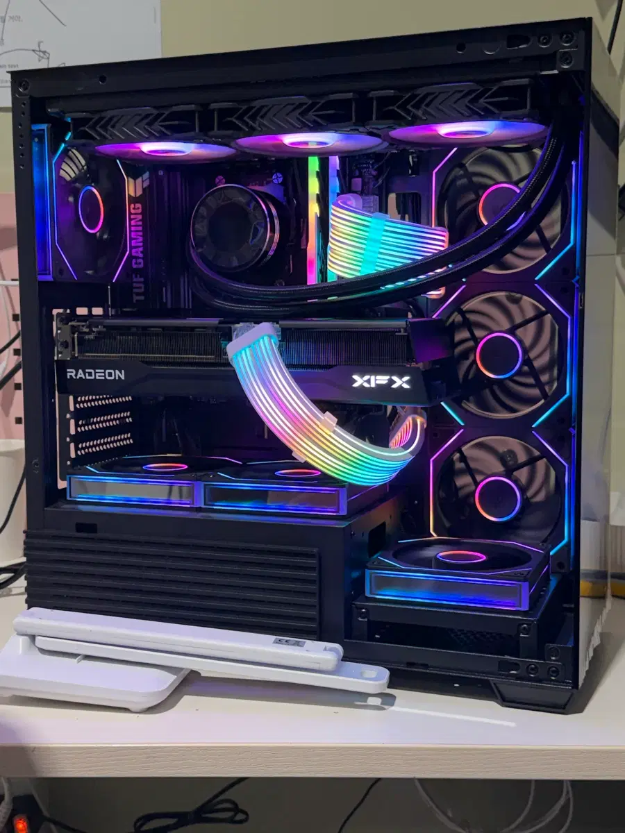 고사양 pc판매 9800x3d 9070xt