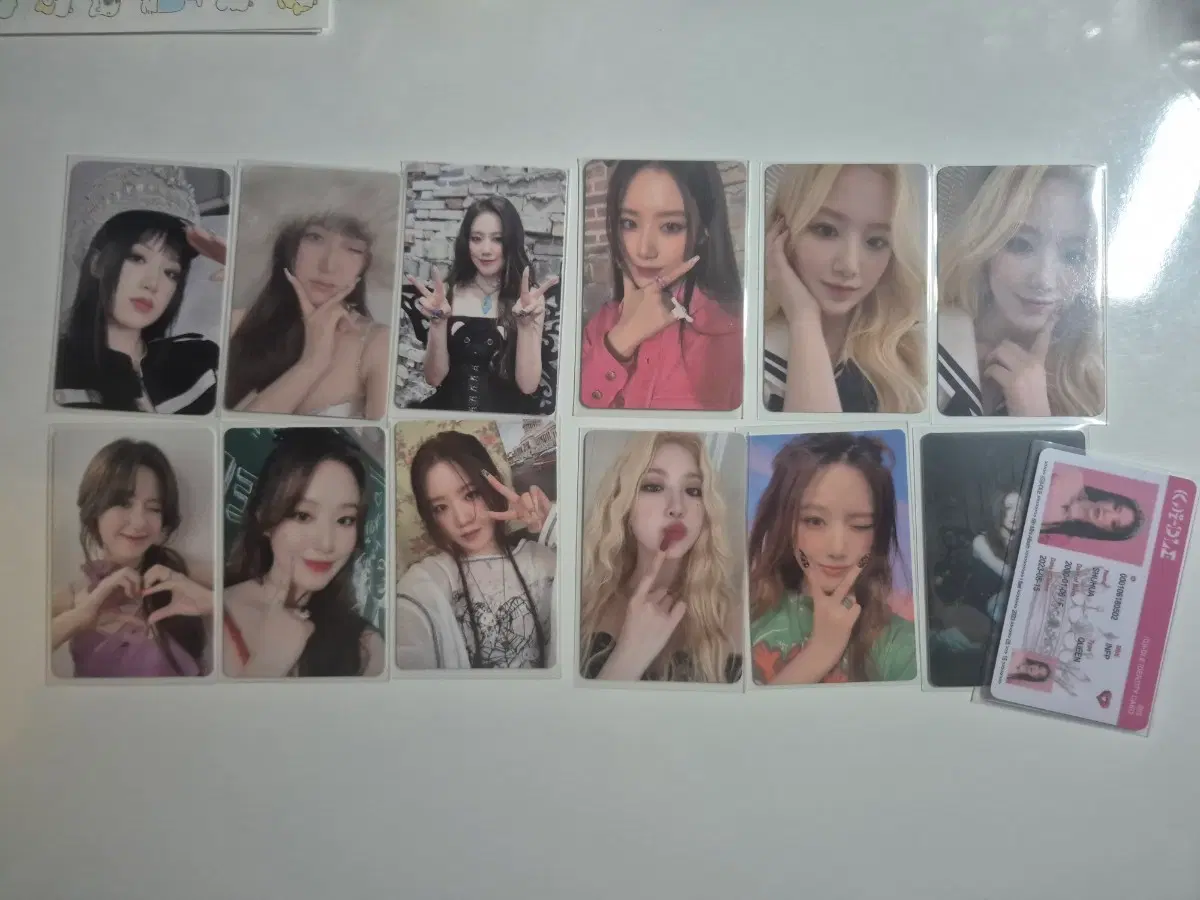 Bulk 13 sheets) (G)I-DLE Shuhua Poca