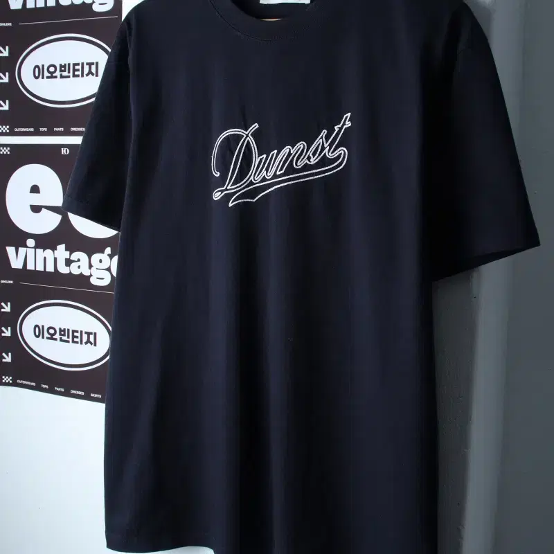 (L-XL) 던스트 반팔 티셔츠 부분이염 레터링 네이비 놈코어-H36915