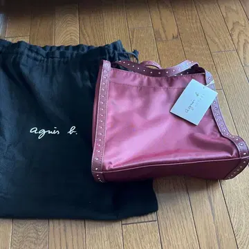 agnes b. VOYAGE 스터드 숄더백