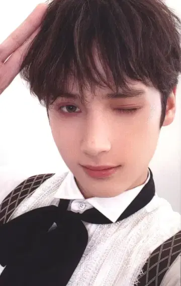 TXT GOOD BOY GONE BAD HUENINGKAI 트레이딩 카드 셀카
