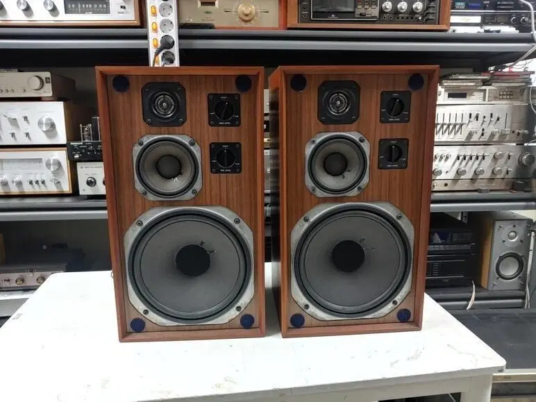 야마하 NS 650 스피커 입니다