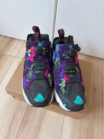 Reebok INSTAPUMP FURY 스니커즈