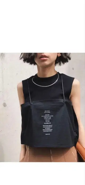 Ameri VINTAGE 슬리브리스 블랙