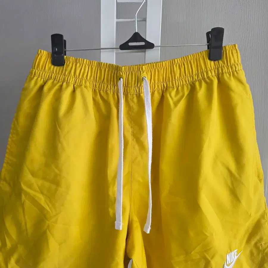 나이키 반바지 옐로우
