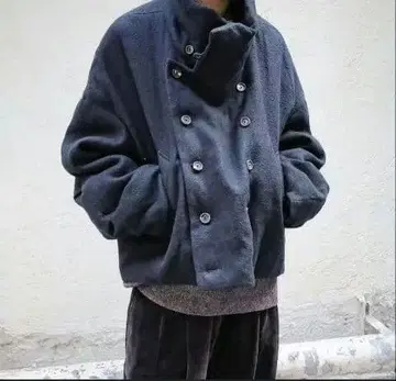 ZIGGY CHEN SHORT DUVET JACKET
