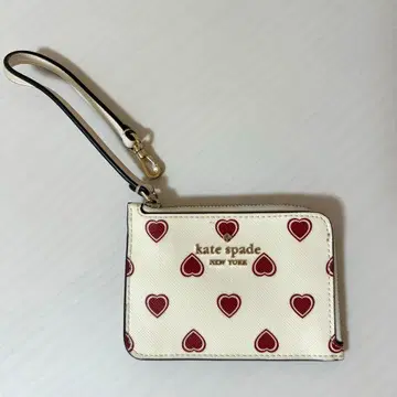 kate spade NEW YORK 하트 무늬 패스 케이스 스트랩 포함