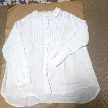[ 프릴 넥 핀턱 긴팔 블라우스 화이트 ]