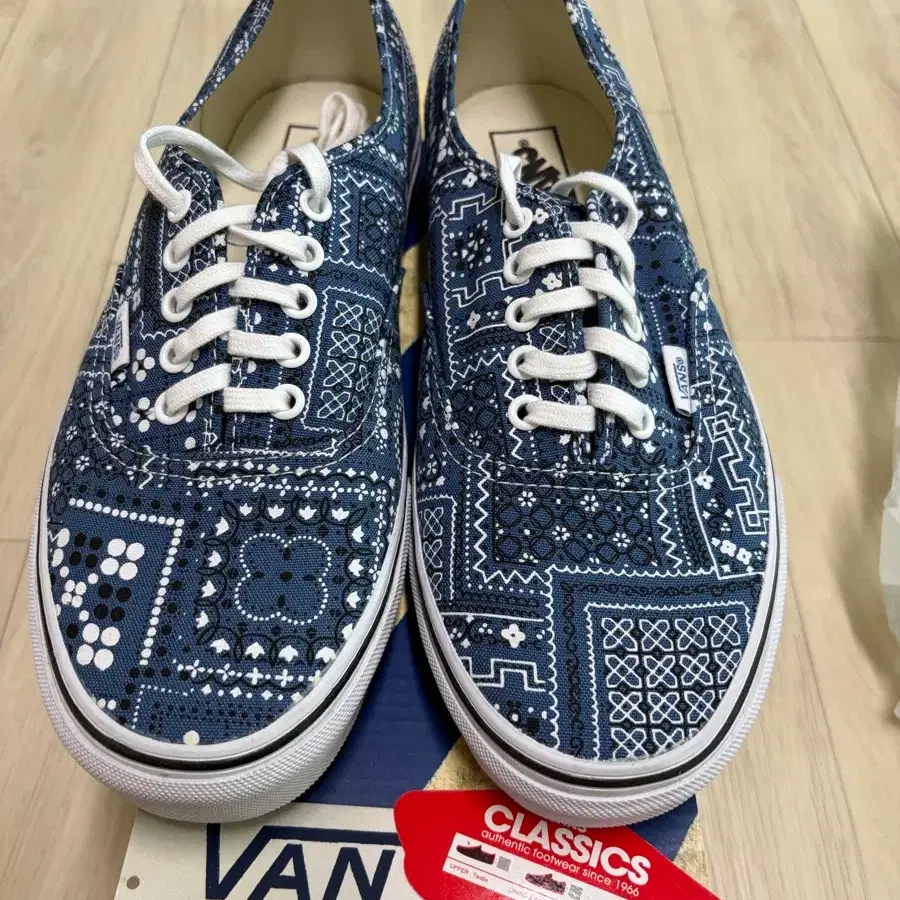 반스 VANS 어센틱 VAN DOREN 밴 도렌 페이즐리 US9.5 275 새제품