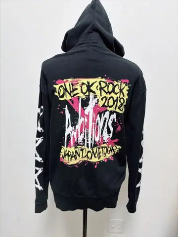 원 오 락 ONE OK ROCK 2018 후드티 블랙 M