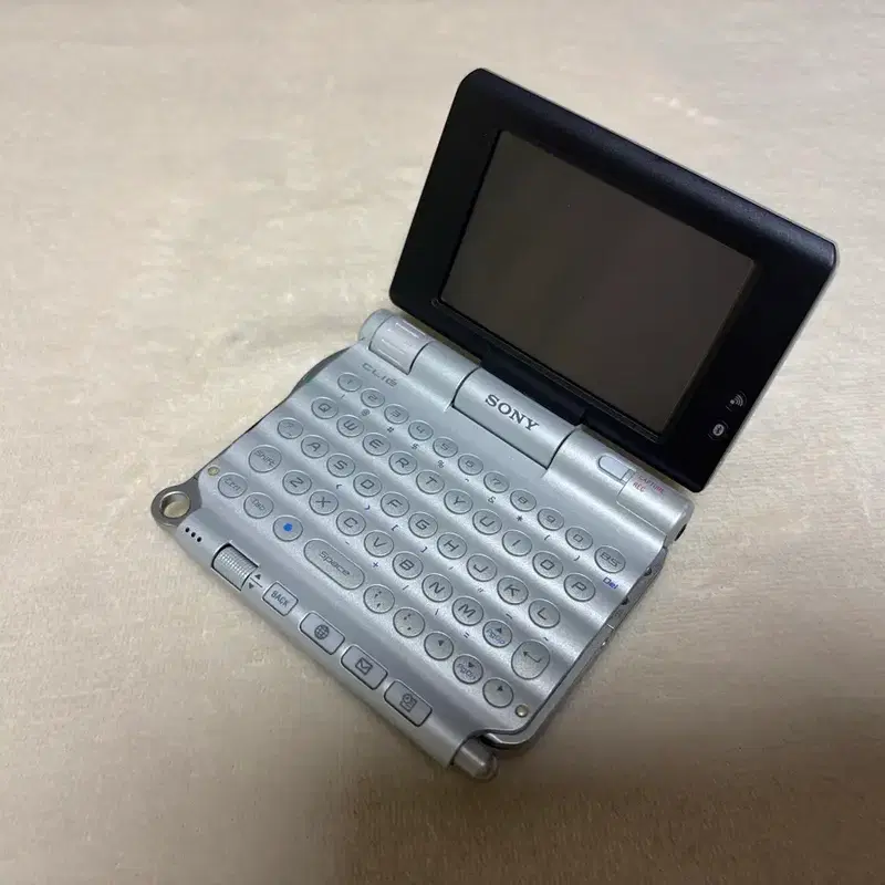소니 클리에 PEG-UX50 PDA 본체 + 거치대 판매합니다