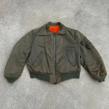 Alpha사 MA-1 80s USA제 페이드