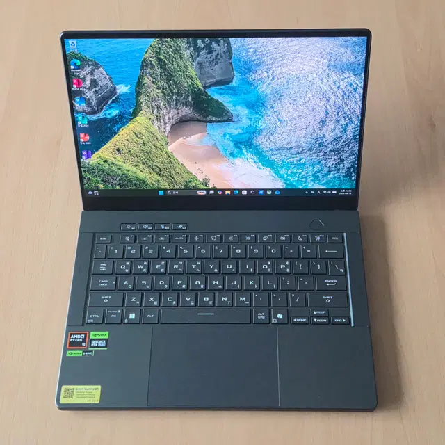 ASUS ROG 제피러스 G14 32GB/1TB RTX5060 게이밍노트북 판매합니다