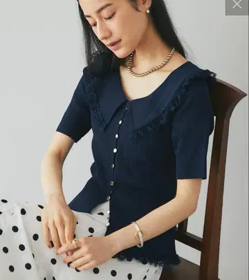 프릴 칼라 리브 니트 반팔 풀오버 네이비
