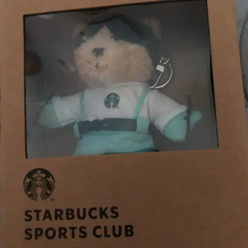 スターバックス スキーベアリースター人形新商品
