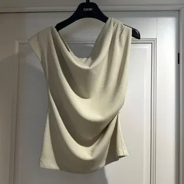 ELBORN Enora Drape Top 34