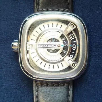SEVENFRIDAY M1/01 자동 와인딩 손목시계 본체