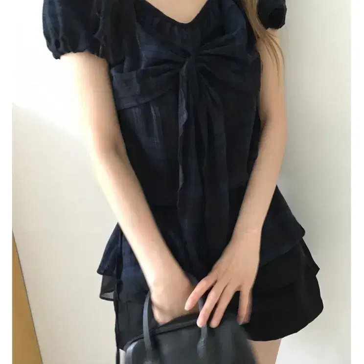 노비야카 체크 블라우스 네이비 dusky check blouse