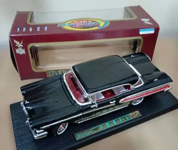 EDSEL 1958 1/18 블랙