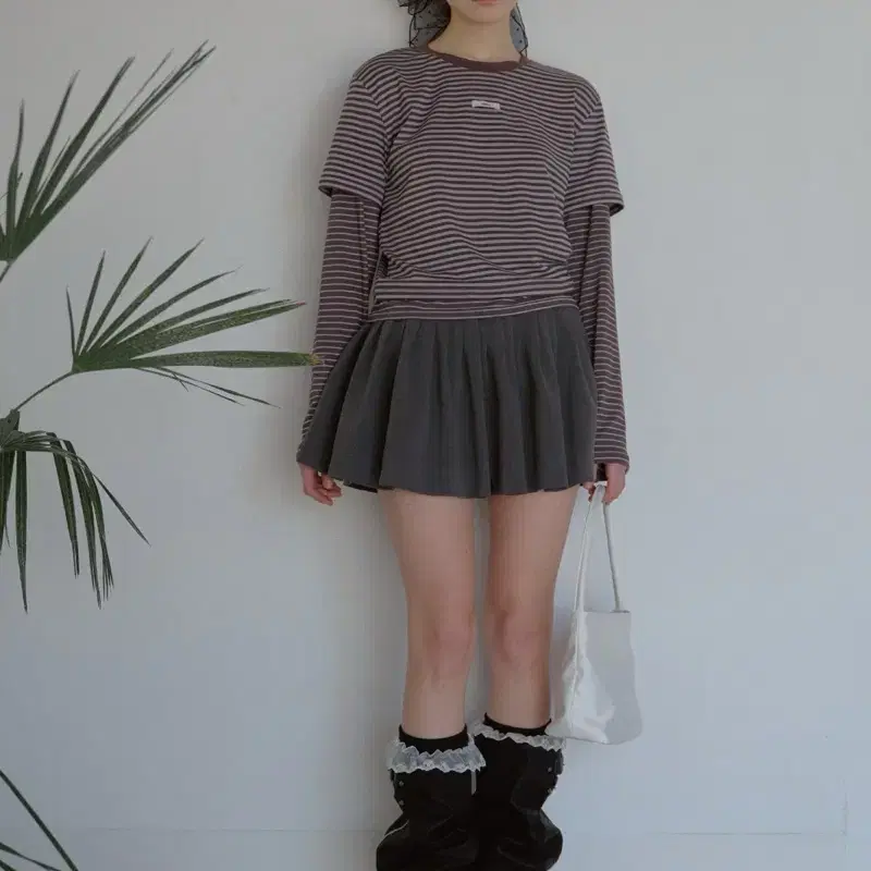 레터리 플레어 스커트 그레이