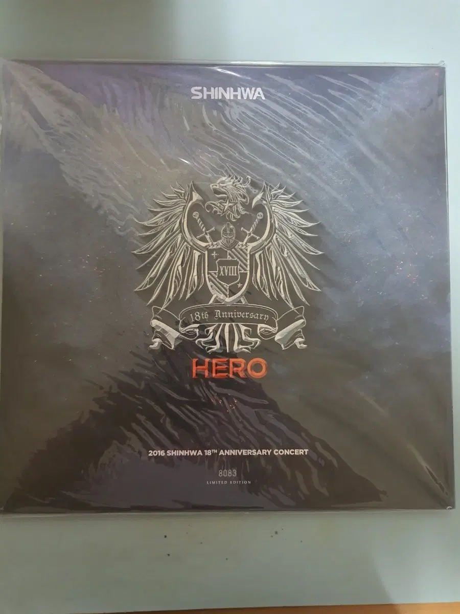 (미개봉)신화 18주년 기념 콘서트 HERO 한정판 LP