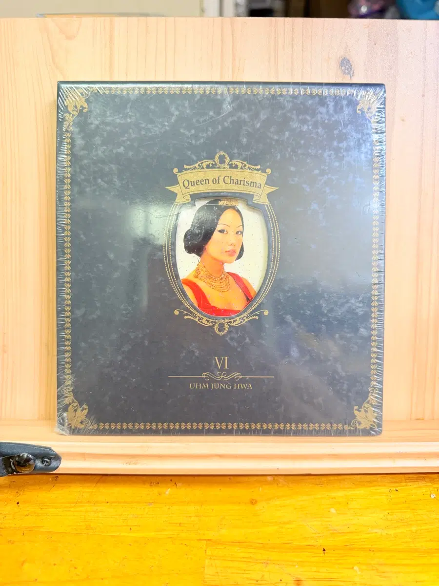 [미개봉] 엄정화 6집 - Queen Of Charisma [CD]