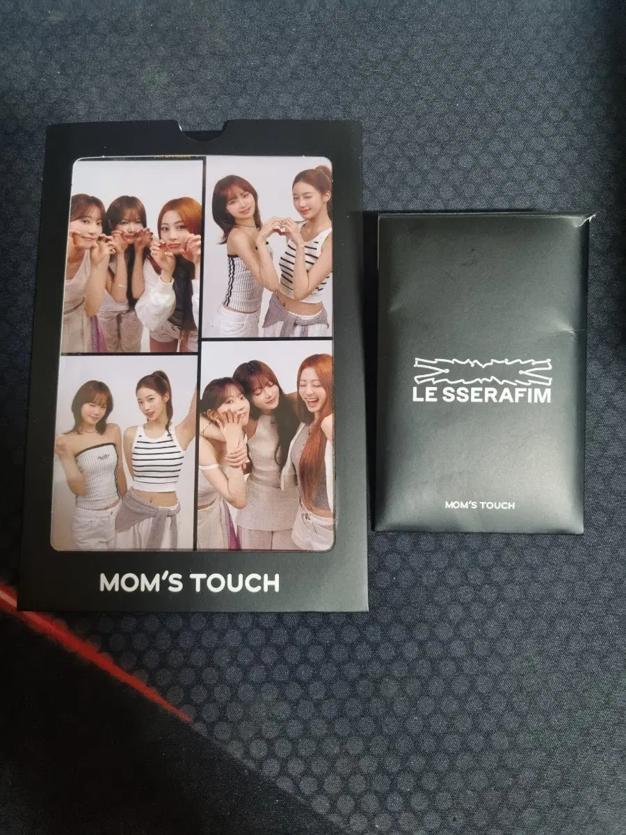 르세라핌 MOM'S TOUCH 포토카드 팝니다